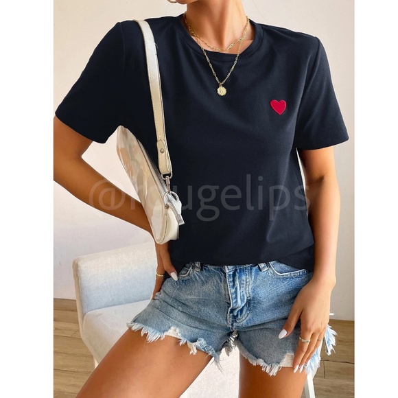 Navy Blue Crew Neck Tee Shirt Embroidered Red Heart - Picture 2 of 8